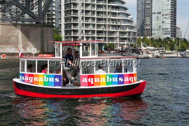canada colombie britannique 06.JPG - Aquabus reliant Granville Island, Vancouver, Colombie-Britannique, Canada